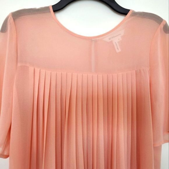 BCBGeneration Sheer Nectar Short-Sleeve Pleated Blouse‎ - Picture 3 of 10